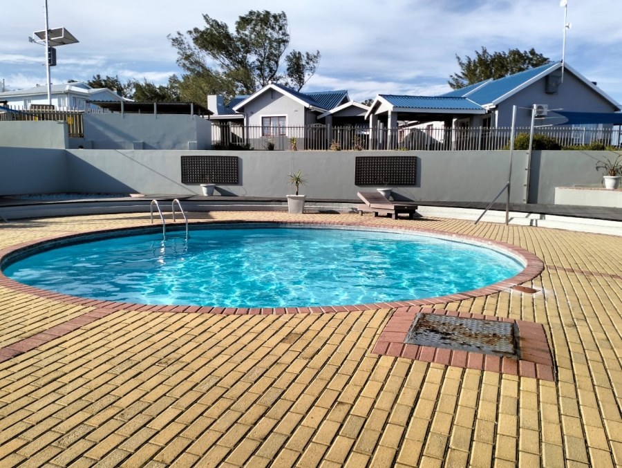 2 Bedroom Property for Sale in Hartenbos Central Western Cape